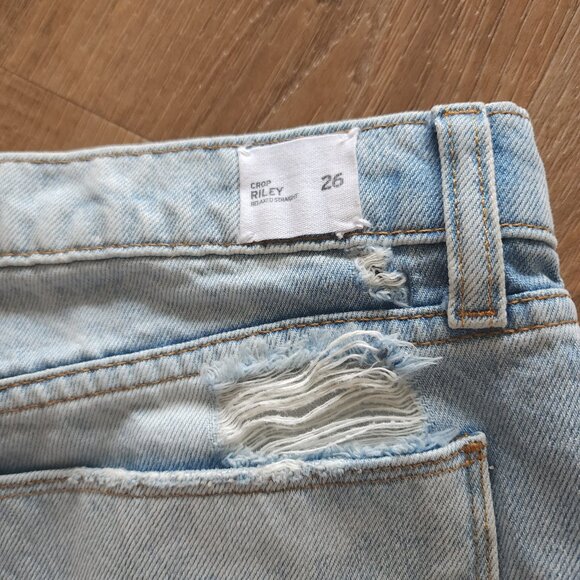 Hudson Jeans Riley Crop Relaxed Straight, Distressed with Butterfly Embroidery - Picture 7 of 8